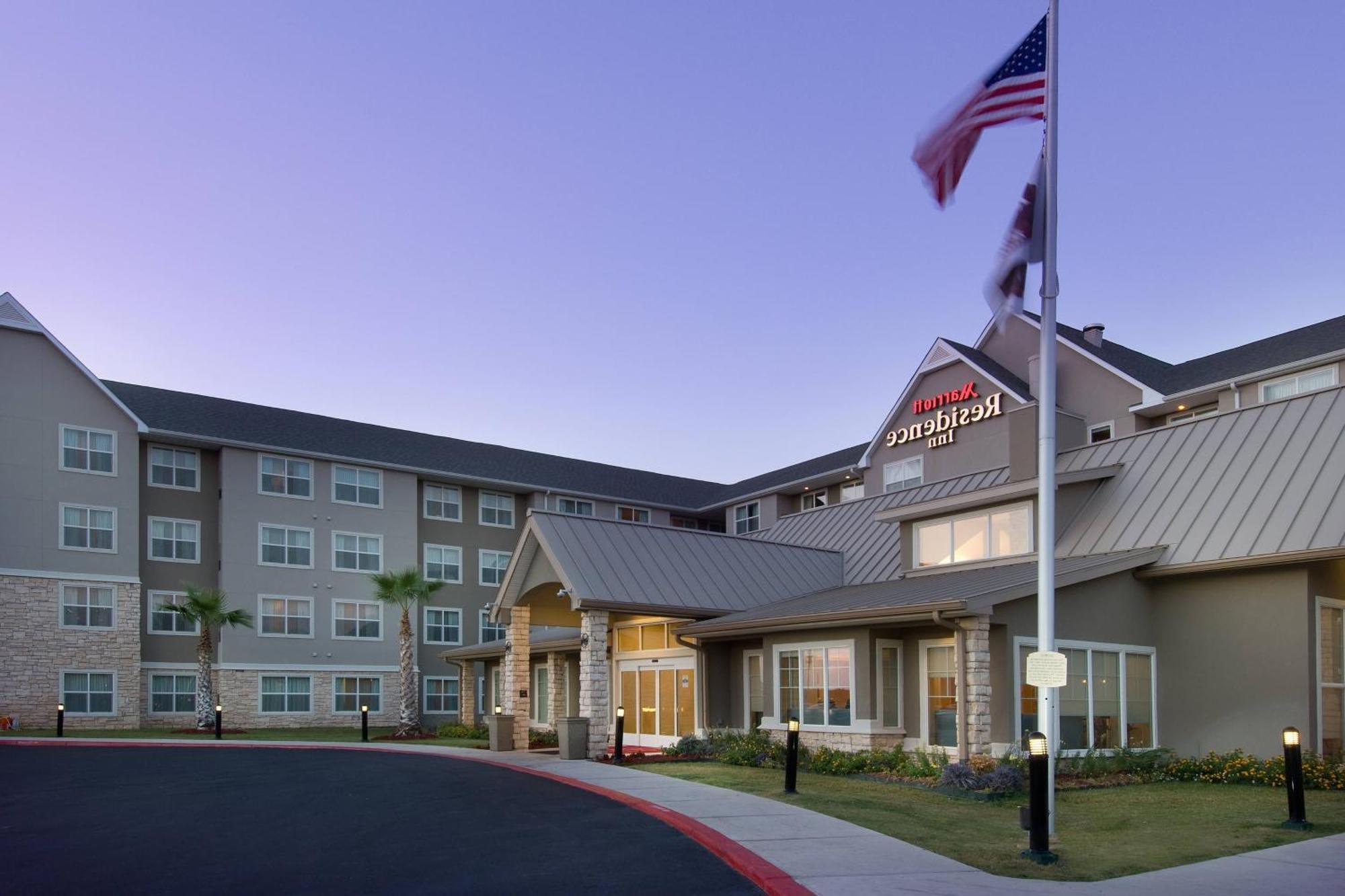 Residence Inn By Marriott San Antonio Seaworld / Lackland Eksteriør bilde